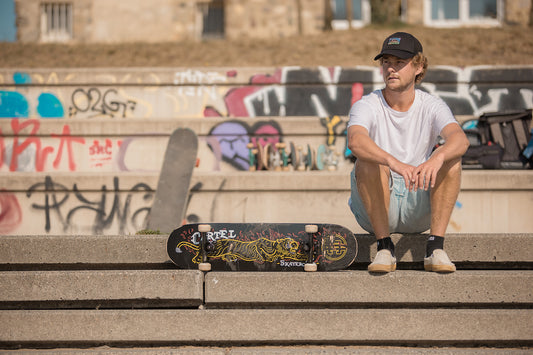How to Fit a Skateboard Grip ?